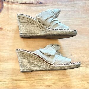 London Fog Sz 11 Wedge Sandals